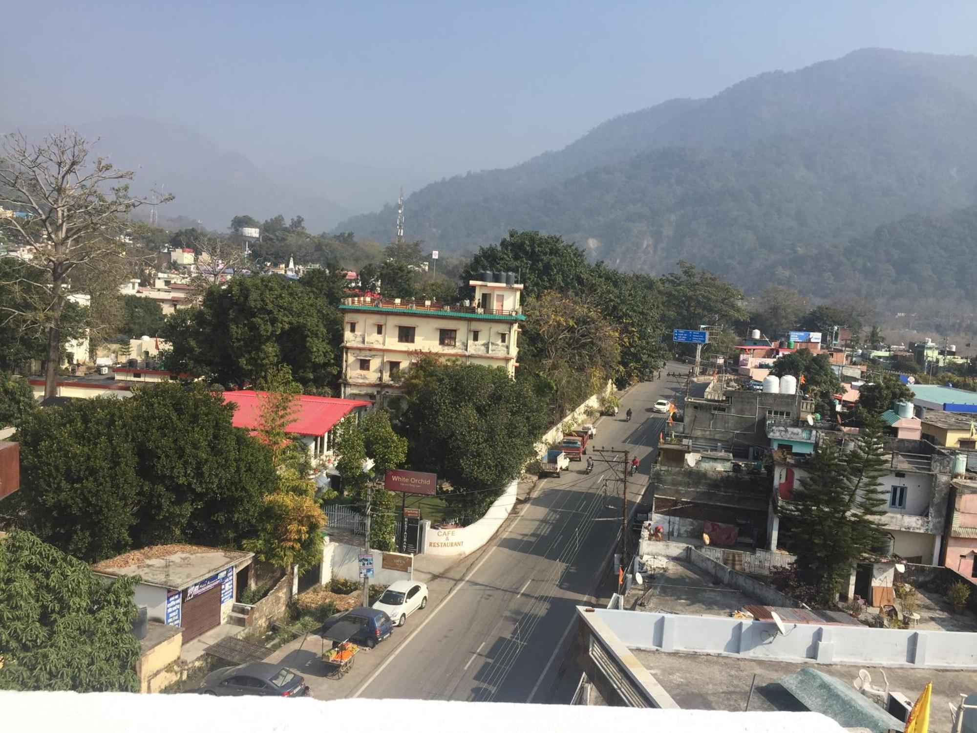 The Mount Valley Hotel Haldwani Exterior photo